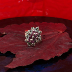 Prsten starostříbrný - rubín-markazity