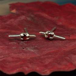 Náušnice stříbrné - almandin