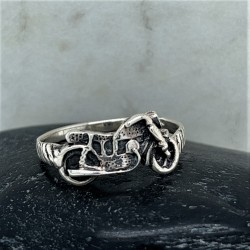 Prsten stříbrný -  Kroužek motorka