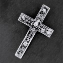 Přívěsek  stříbrný  - Kříž s lebkami